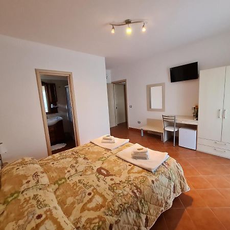 Il Nido Delle Rondini Bed and Breakfast Grottole Eksteriør billede