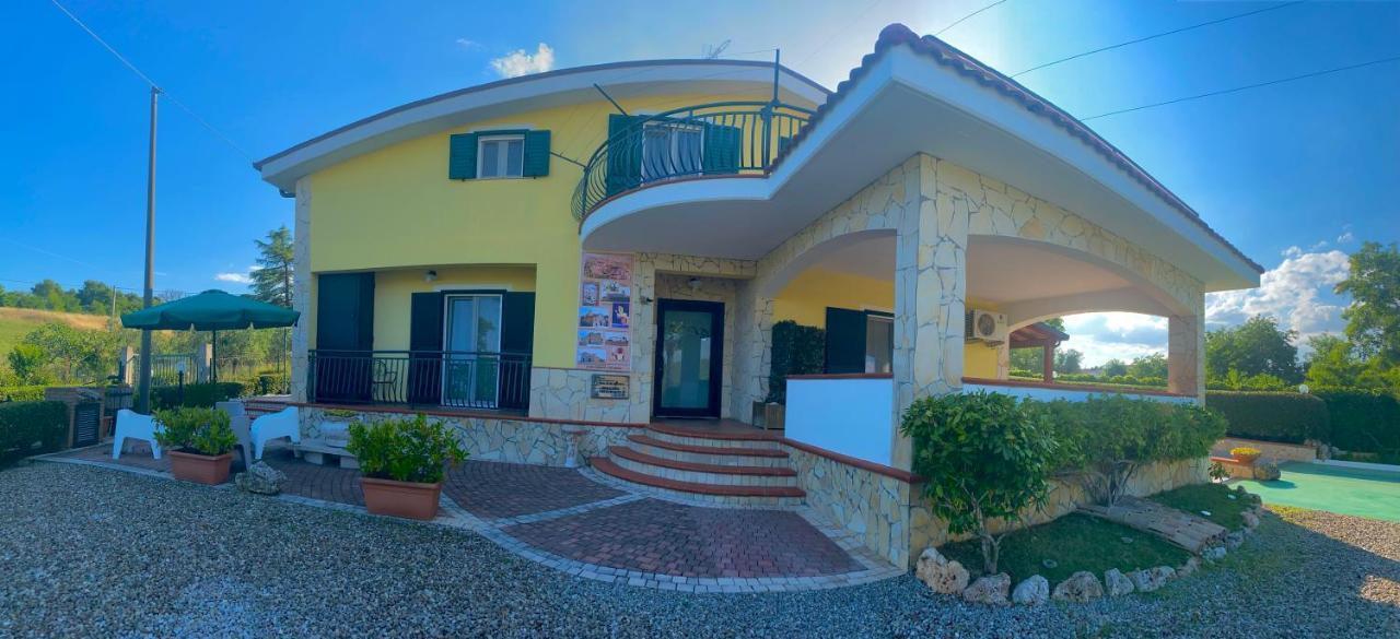 Il Nido Delle Rondini Bed and Breakfast Grottole Eksteriør billede