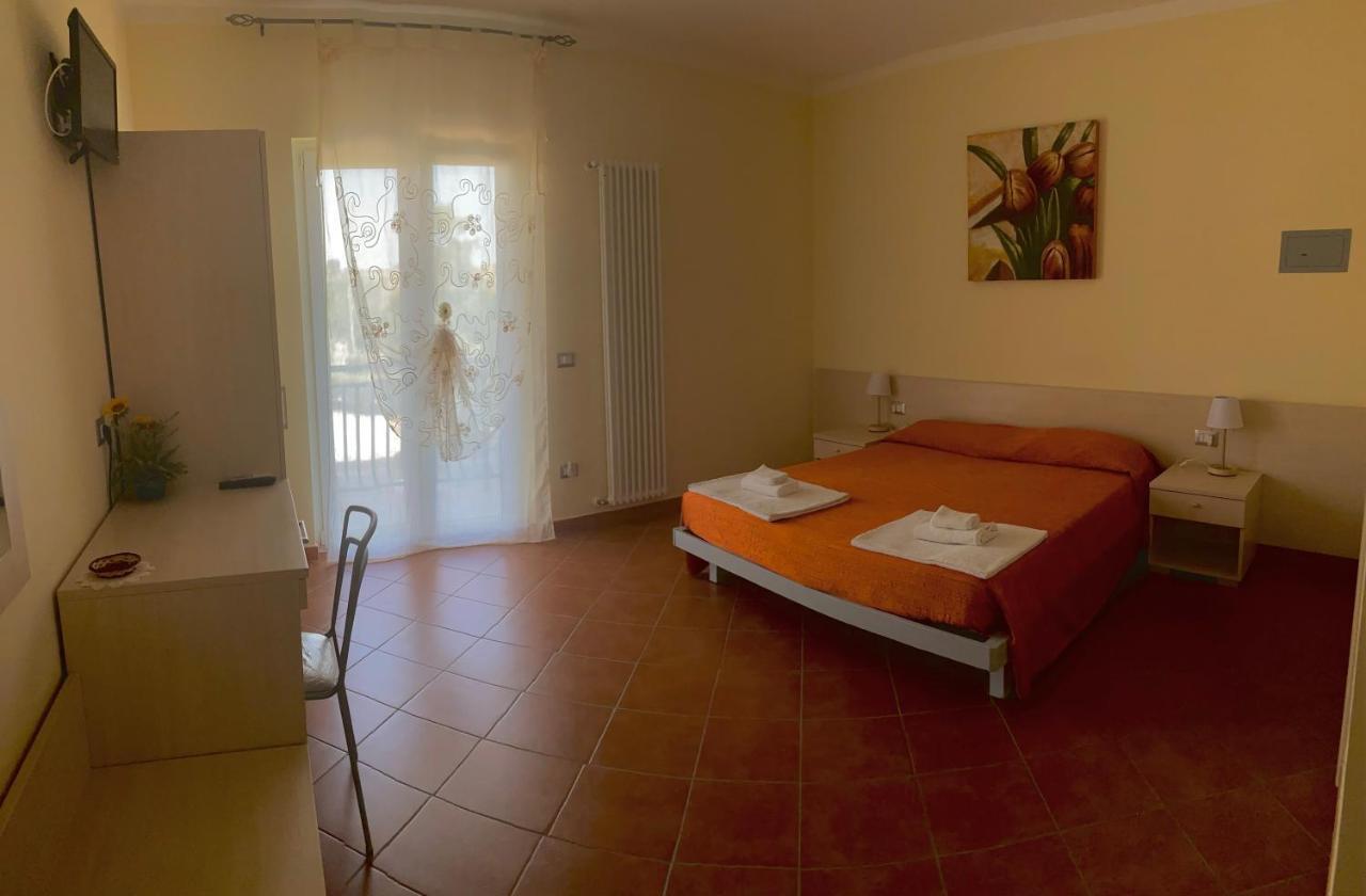 Il Nido Delle Rondini Bed and Breakfast Grottole Eksteriør billede