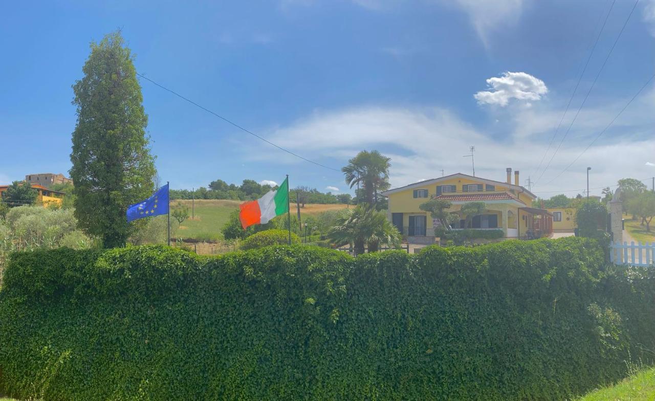 Il Nido Delle Rondini Bed and Breakfast Grottole Eksteriør billede