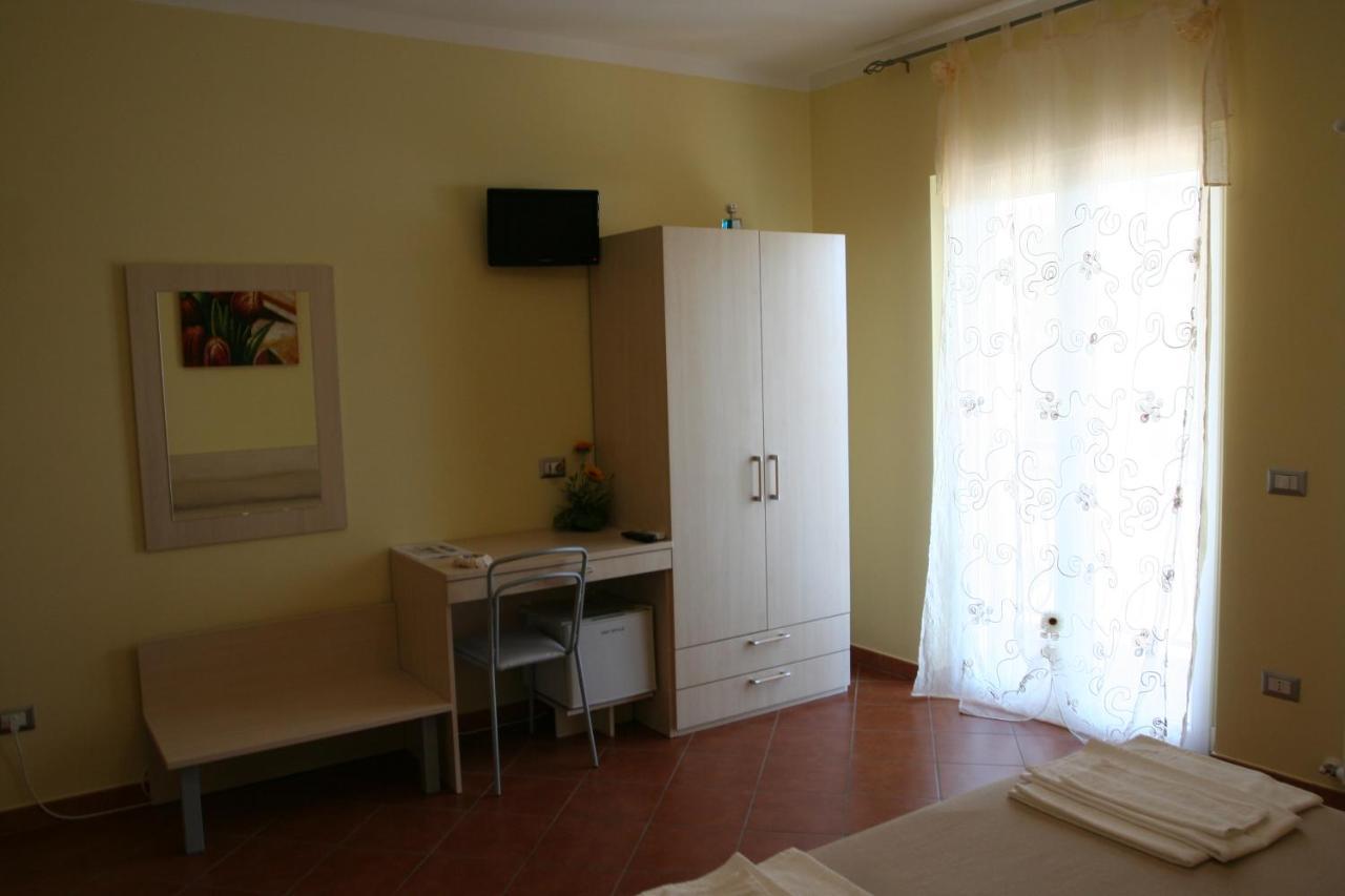 Il Nido Delle Rondini Bed and Breakfast Grottole Eksteriør billede