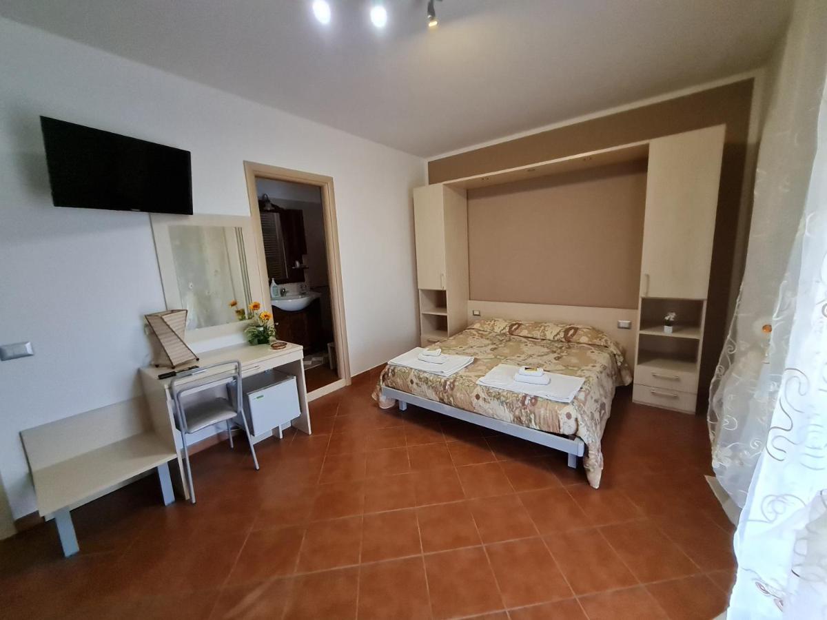 Il Nido Delle Rondini Bed and Breakfast Grottole Eksteriør billede