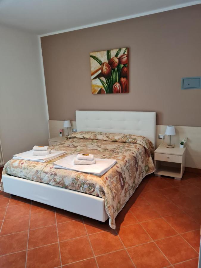 Il Nido Delle Rondini Bed and Breakfast Grottole Eksteriør billede